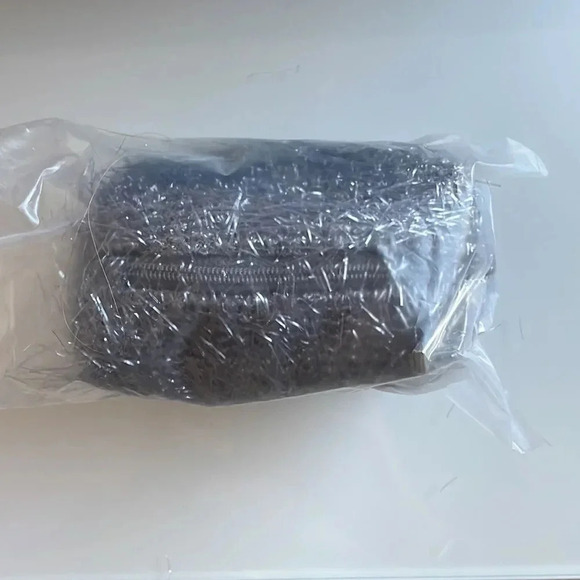 🔥4/$20 MAC Cosmetics  Bag - Picture 8 of 8